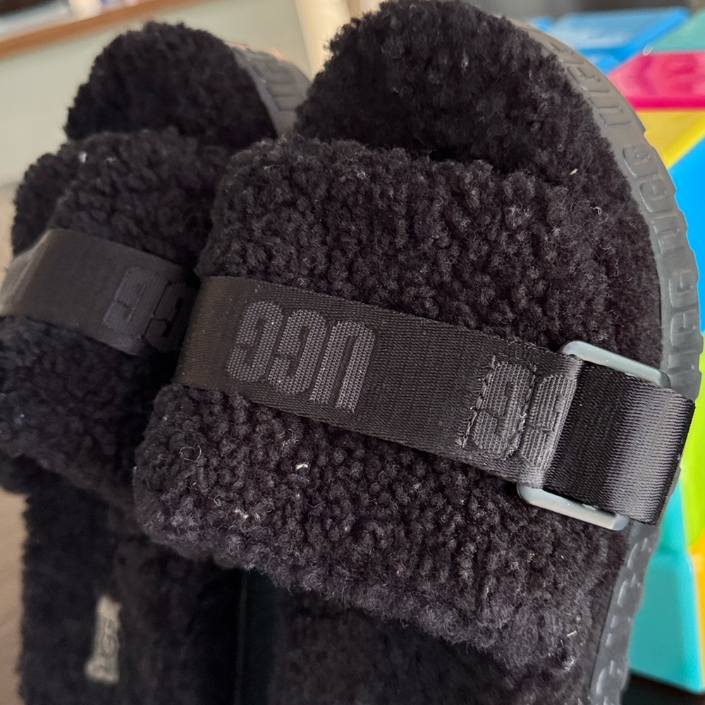 UGG Black Fuzzy Open-Toe Slides - Picture 14 of 16